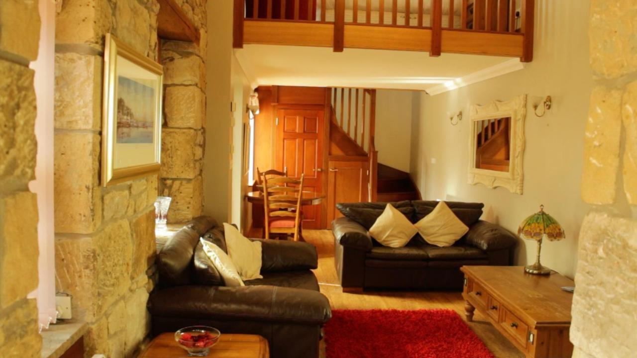 Smiddy Lodge Balloch Esterno foto